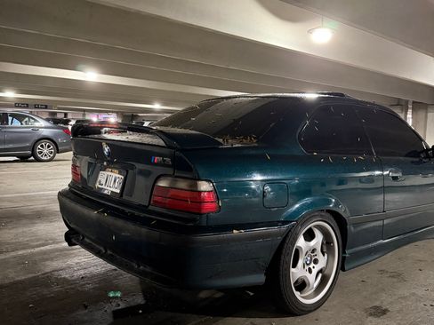 Used 1997 BMW M3 Coupe image 1