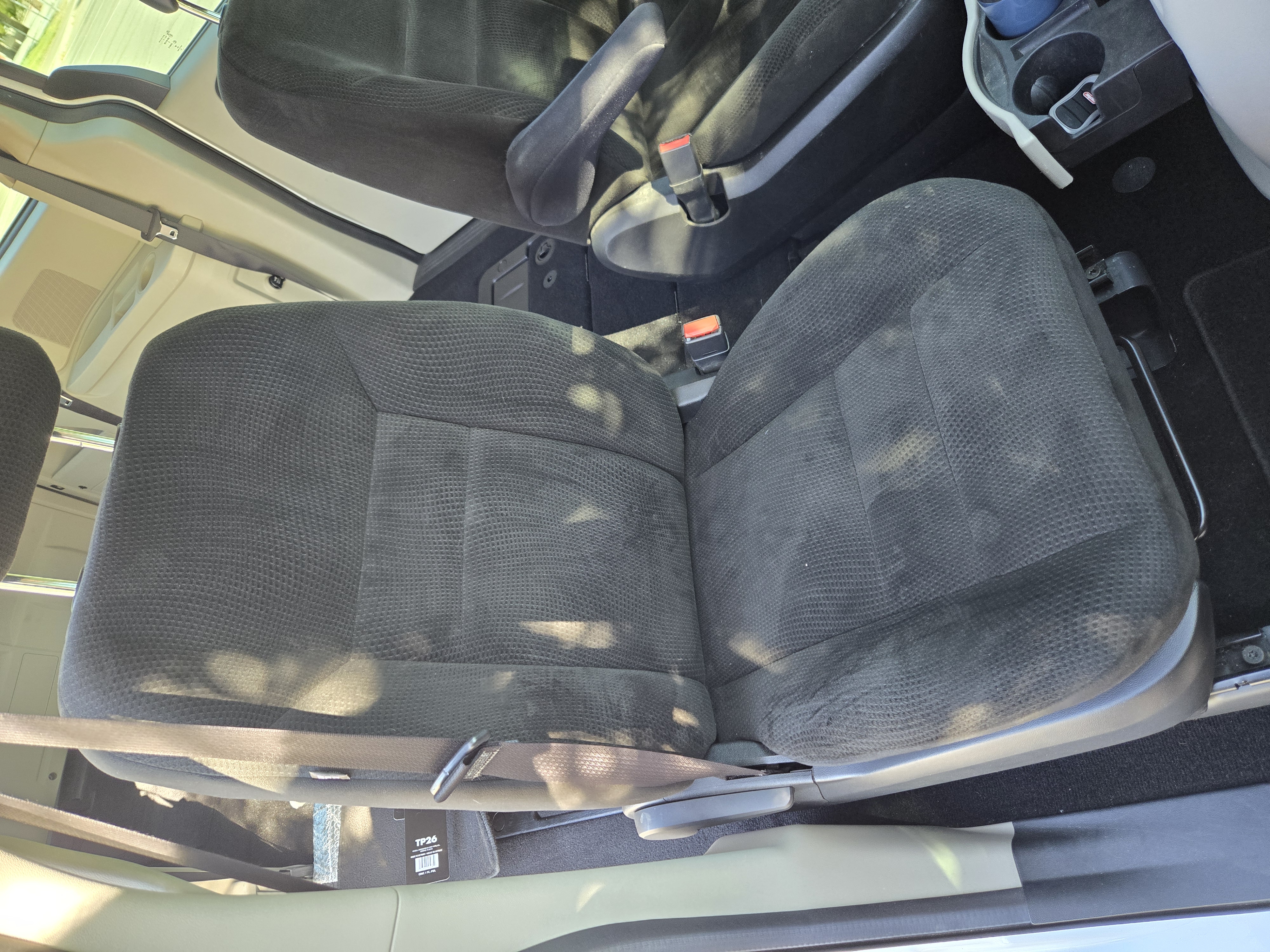 Used 2015 Dodge Grand Caravan American Value Package w/ UConnect Hands-Free Group FWD image 13