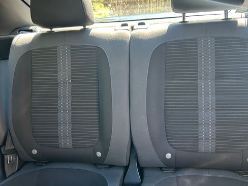 Used 2012 Volkswagen Beetle Turbo image 11