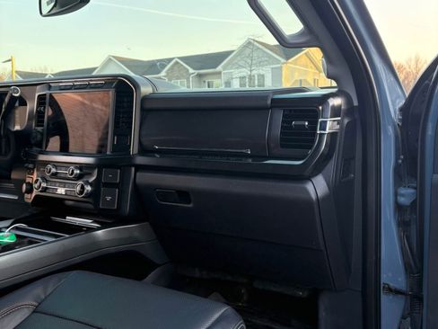 Used 2023 Ford F350 Lariat w/ Lariat Ultimate Package image 14