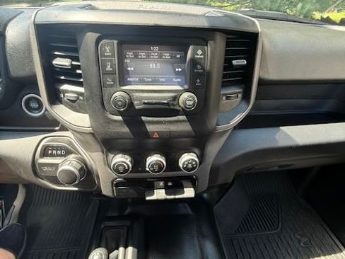 Used 2024 RAM 2500 Tradesman w/ Chrome Appearance Group AWD/4WD image 11