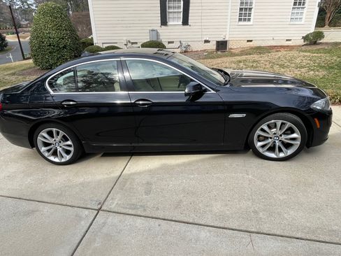 Used 2014 BMW 535i xDrive 535i xDrive Sedan 4D image 2