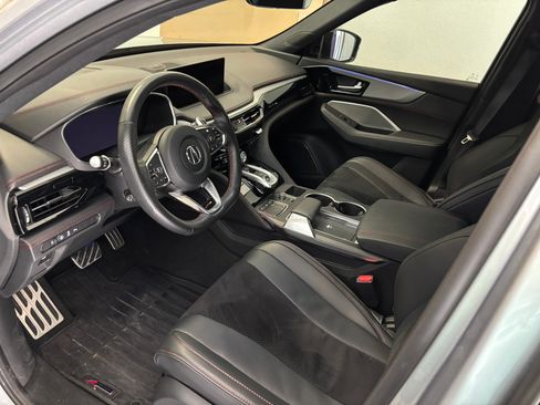 Used 2024 Acura MDX A-Spec image 6