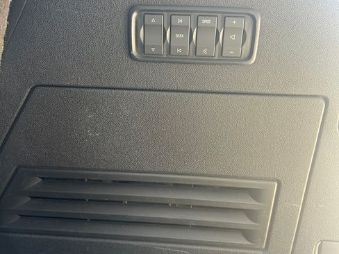 Used 2014 GMC Acadia Denali FWD image 13