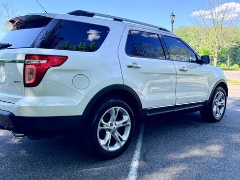 Used 2013 Ford Explorer Limited AWD/4WD image 5
