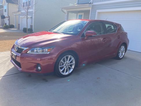Used 2012 Lexus CT 200h Premium image 8