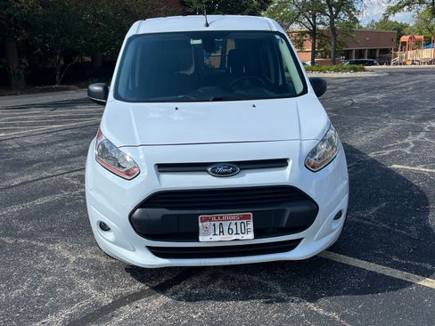 Used 2018 Ford Transit Connect XLT image 2