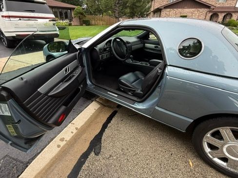 Used 2005 Ford Thunderbird RWD image 13