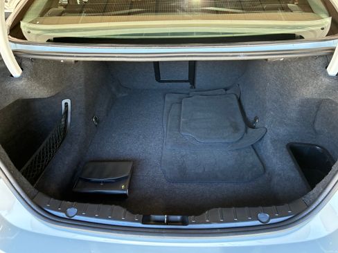 Used 2013 BMW 528i Sedan RWD image 10