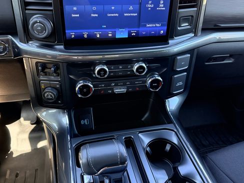 Used 2022 Ford F150 XLT w/ Equipment Group 302A High AWD/4WD image 12