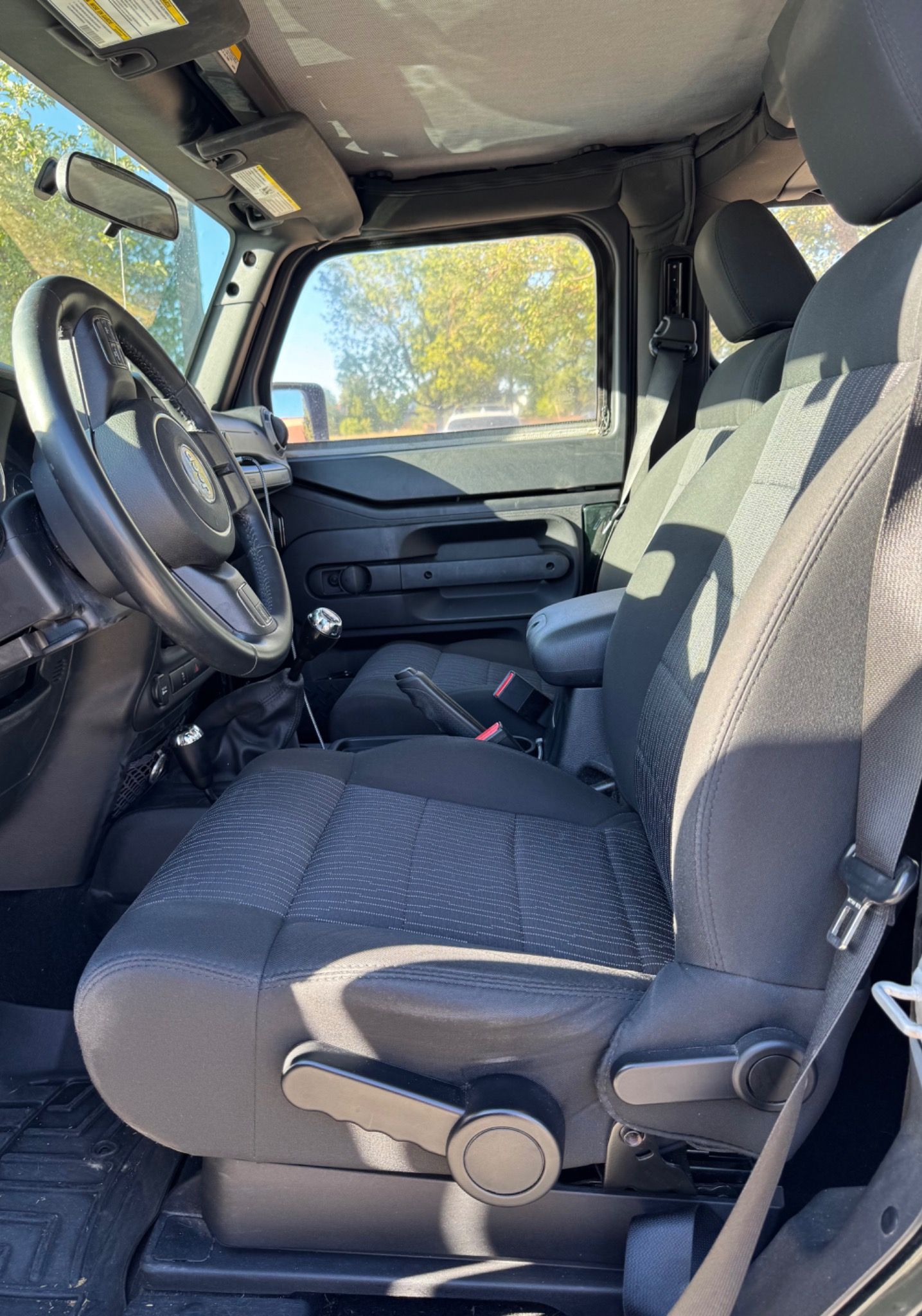 Used 2012 Jeep Wrangler Sport AWD/4WD image 10