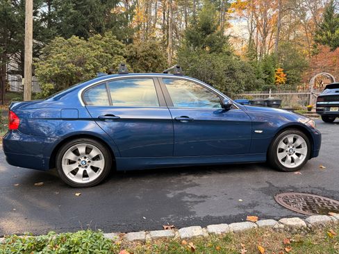 Used 2006 BMW 330xi Sedan image 17
