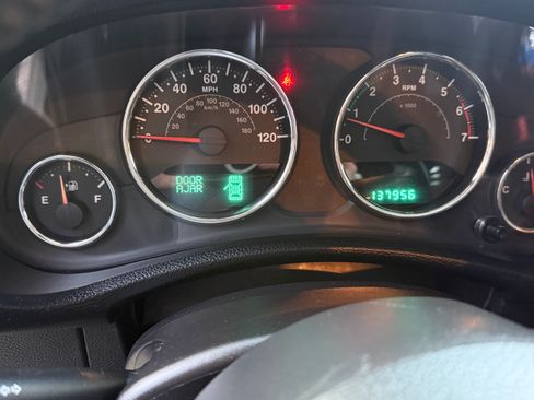 Used 2014 Jeep Wrangler Unlimited Sahara w/ Connectivity Group image 5