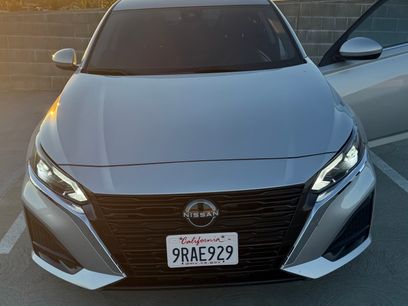 Used 2023 Nissan Altima 2.5 SV