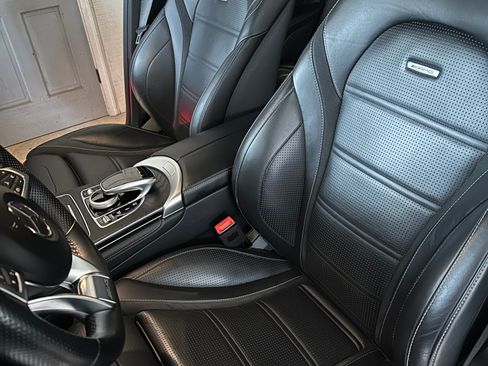 Used 2018 Mercedes-Benz GLC 63 AMG GLC 63 4MATIC Sport Utility 4D image 17