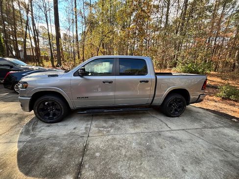 Used 2025 RAM 1500 Big Horn image 1