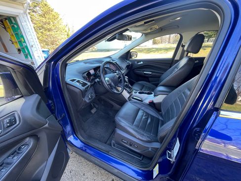 Used 2013 Ford Escape SEL w/ Class II Trailer Tow Pkg image 2