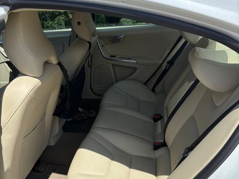 Used 2015 Volvo S60 T5 Premier FWD image 9