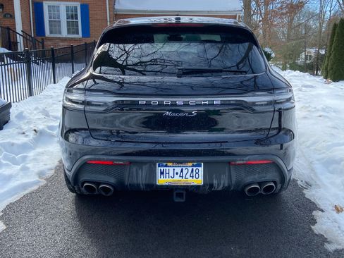 Used 2023 Porsche Macan S image 12
