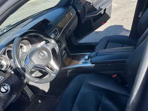 Used 2014 Mercedes-Benz E 350 4MATIC Sedan image 14