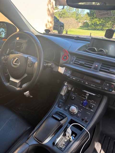 Used 2014 Lexus CT 200h FWD image 15