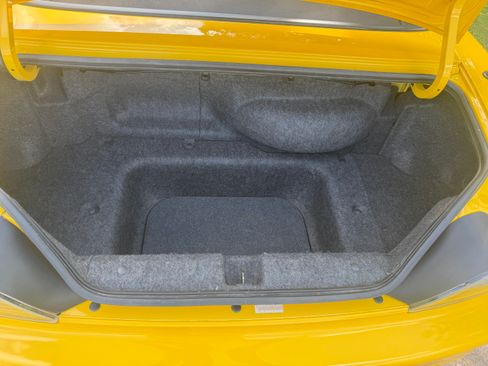 Used 2002 Honda S2000 image 8