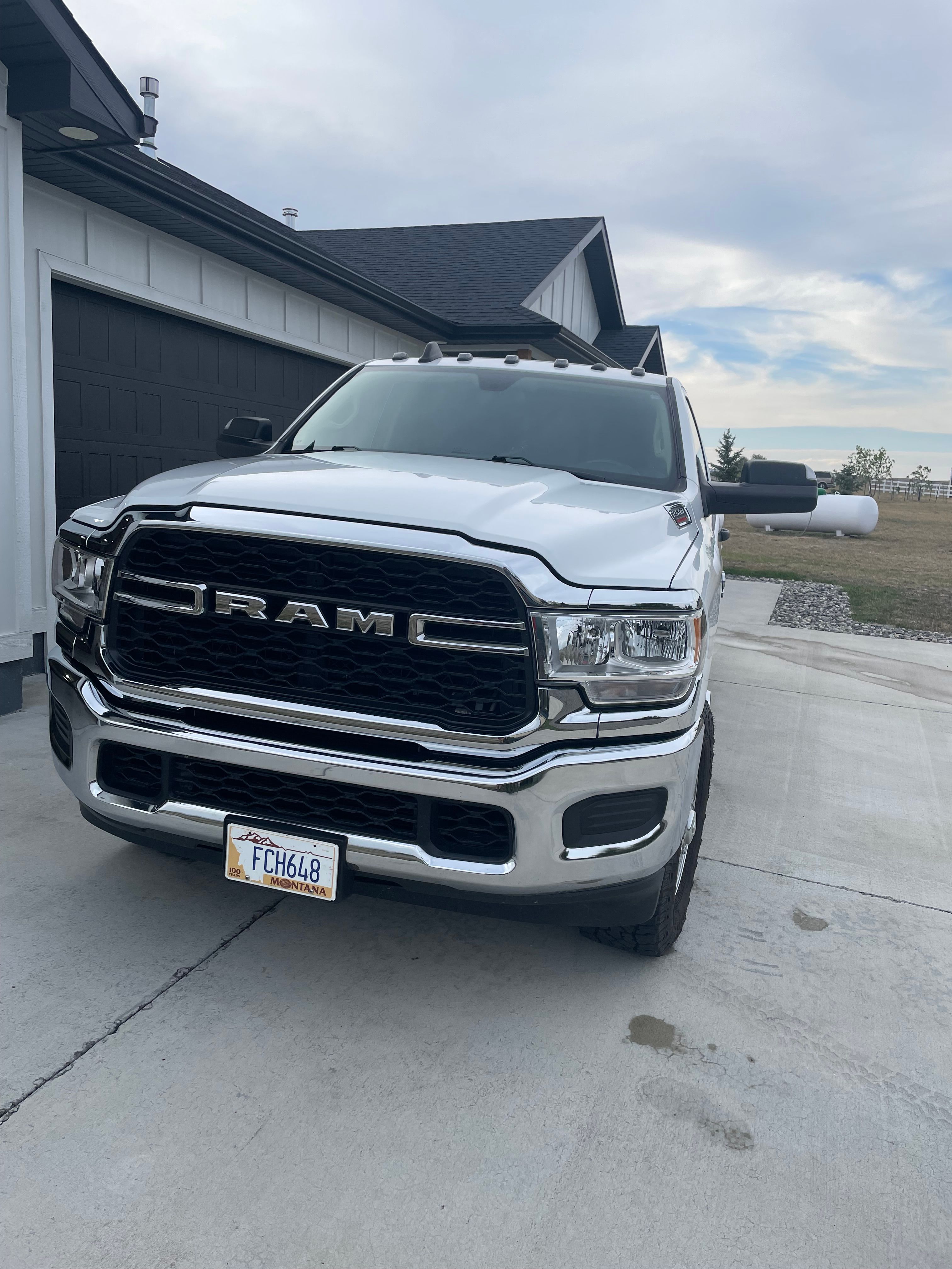 Used 2020 RAM 2500 Tradesman AWD/4WD image 2