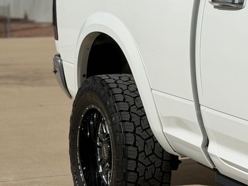 Used 2014 RAM 2500 Laramie w/ Convenience Group image 2