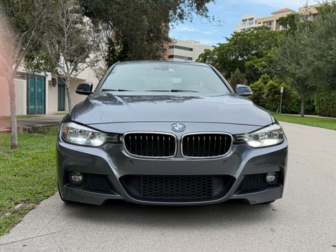 Used 2017 BMW 330i Sedan RWD image 2