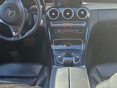 Used 2016 Mercedes-Benz C 300 Sedan w/ Surround View Package image 4