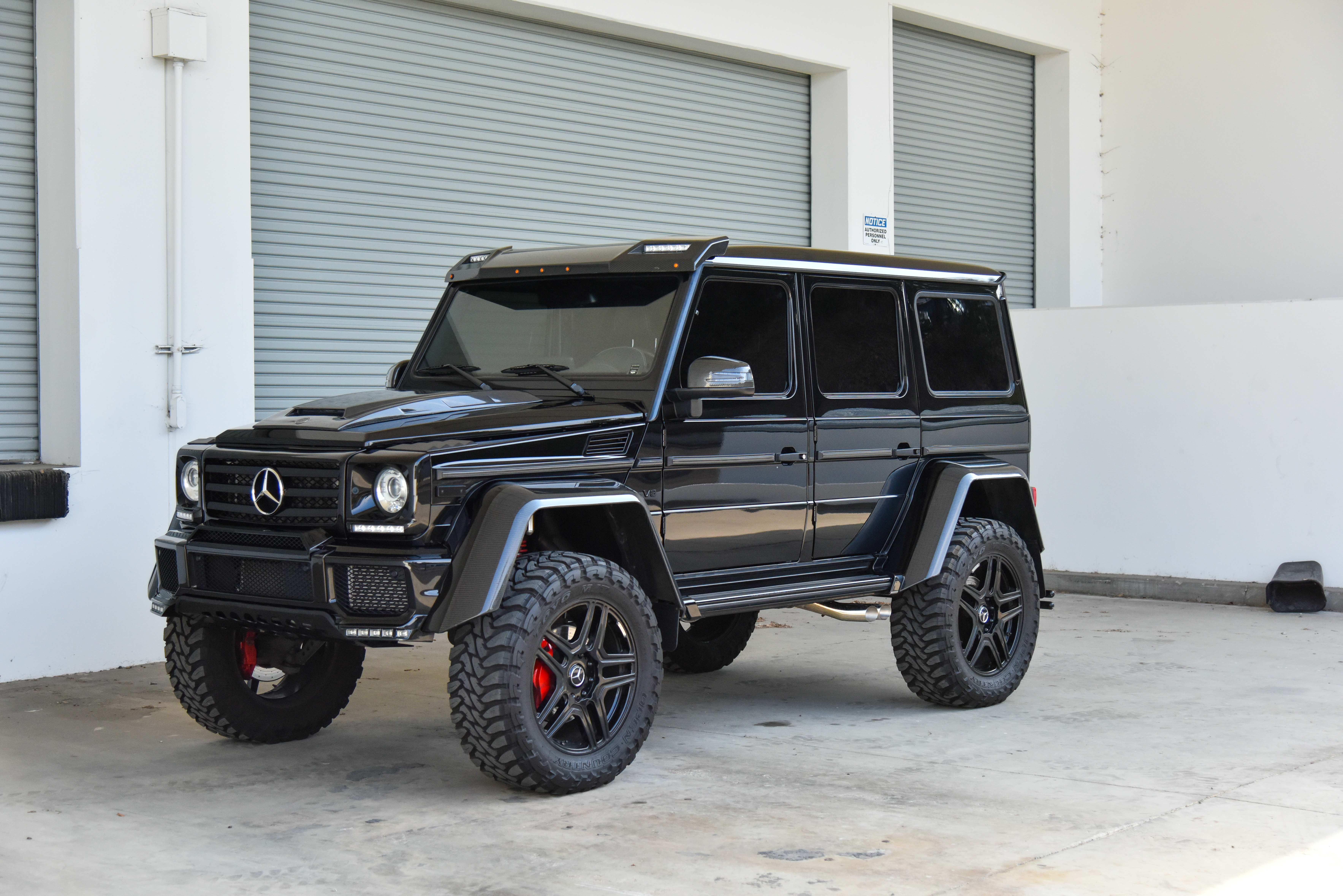 Used 2017 Mercedes-Benz G 550 Squared image 11