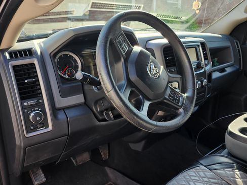 Used 2017 RAM 1500 Express w/ Black Ram 1500 Express Group image 13