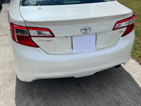 Used 2014 Toyota Camry SE image 5