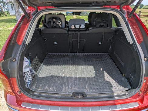 Used 2019 Volvo XC60 T6 Inscription w/ Protection Package Premier AWD/4WD image 9