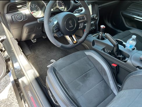 Used 2018 Ford Mustang Shelby GT350 w/ Convenience Package image 20