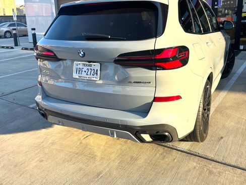 Used 2025 BMW X5 xDrive40i w/ M Sport Package AWD/4WD image 2