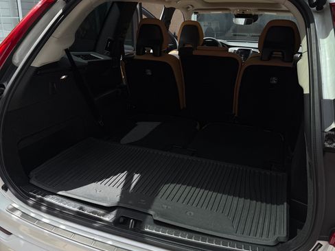 Used 2016 Volvo XC90 T6 Momentum w/ Protection Package Plus AWD/4WD image 9