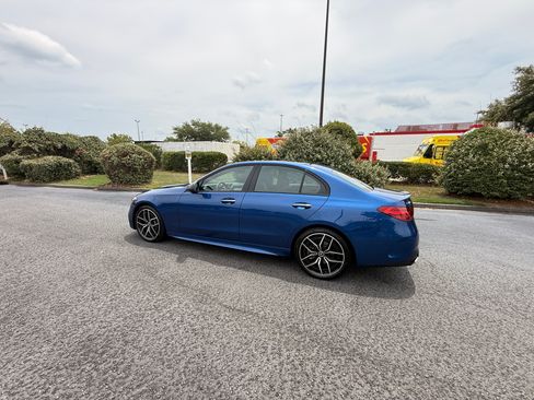 Used 2025 Mercedes-Benz C 300 Sedan image 13