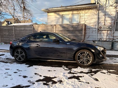 Used 2013 Scion FR-S image 5