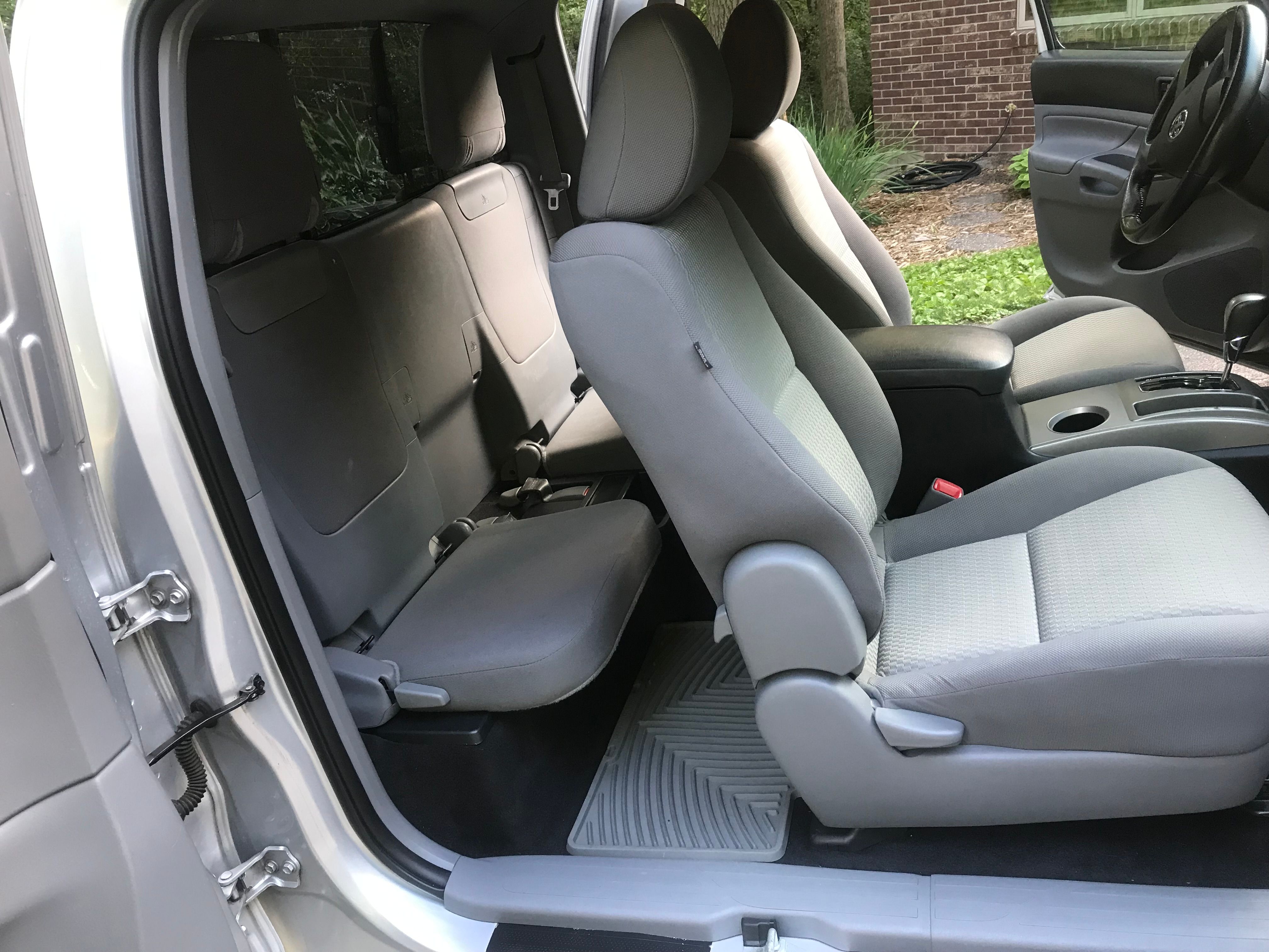 Used 2012 Toyota Tacoma 4x4 Access Cab V6 w/ SR5 Pkg image 23