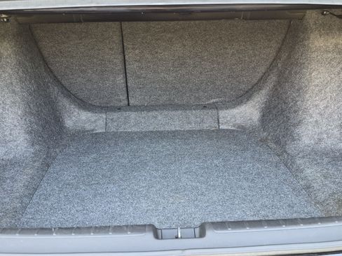 Used 2018 Honda Accord Touring image 12