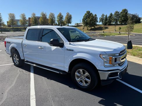 Used 2019 Ford F150 XLT w/ Equipment Group 302A Luxury image 4