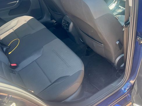Used 2019 Volkswagen e-Golf SE w/ Driver Assistance Package FWD image 14