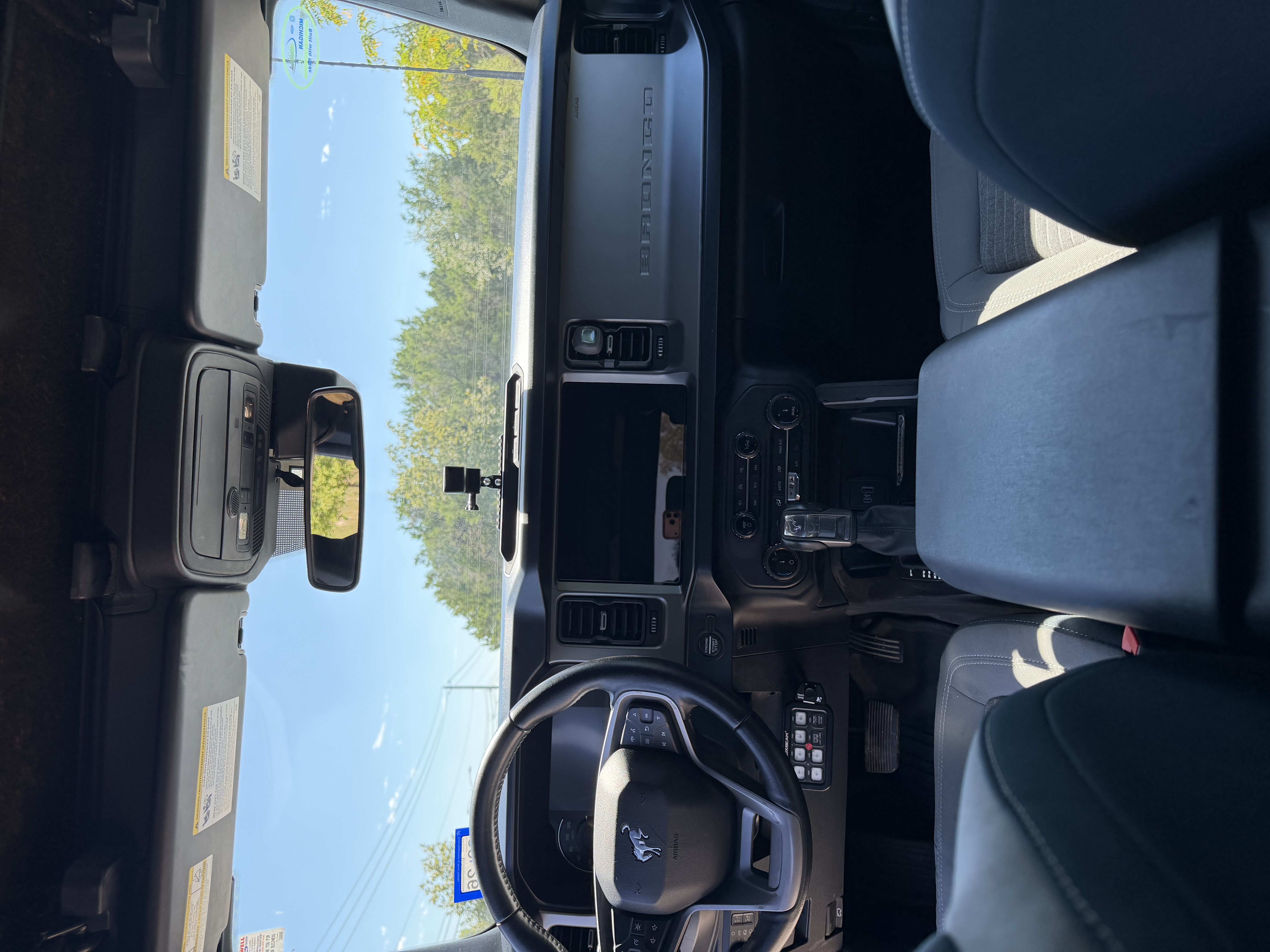 Used 2022 Ford Bronco Outer Banks AWD/4WD image 18