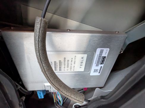 Used 2014 Toyota RAV4 EV image 9