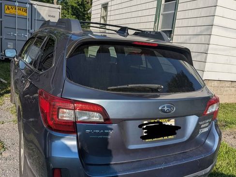 Used 2016 Subaru Outback 2.5i Premium AWD/4WD image 5