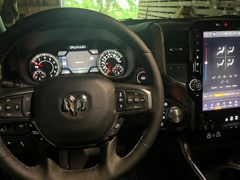 Used 2025 RAM 1500 Laramie image 2