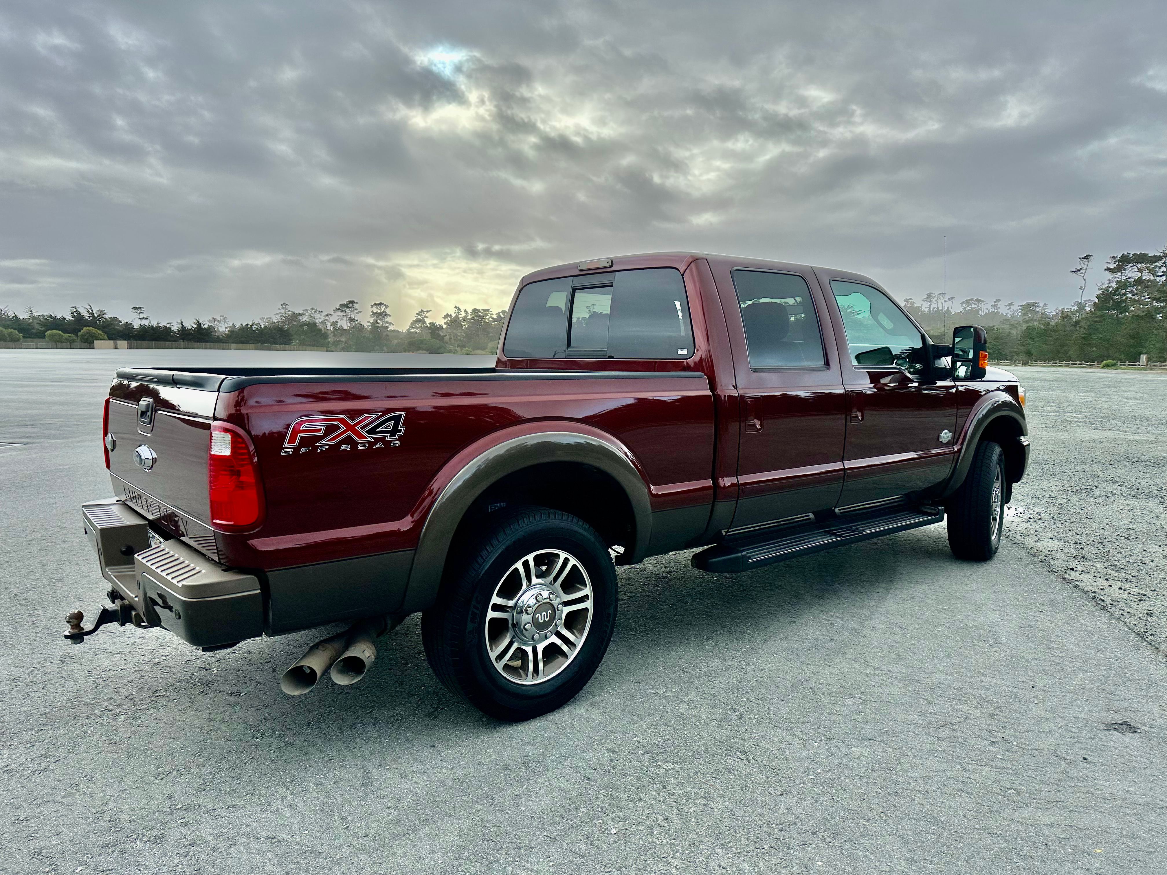 Used 2016 Ford F250 King Ranch w/ FX4 Off-Road Package AWD/4WD image 6