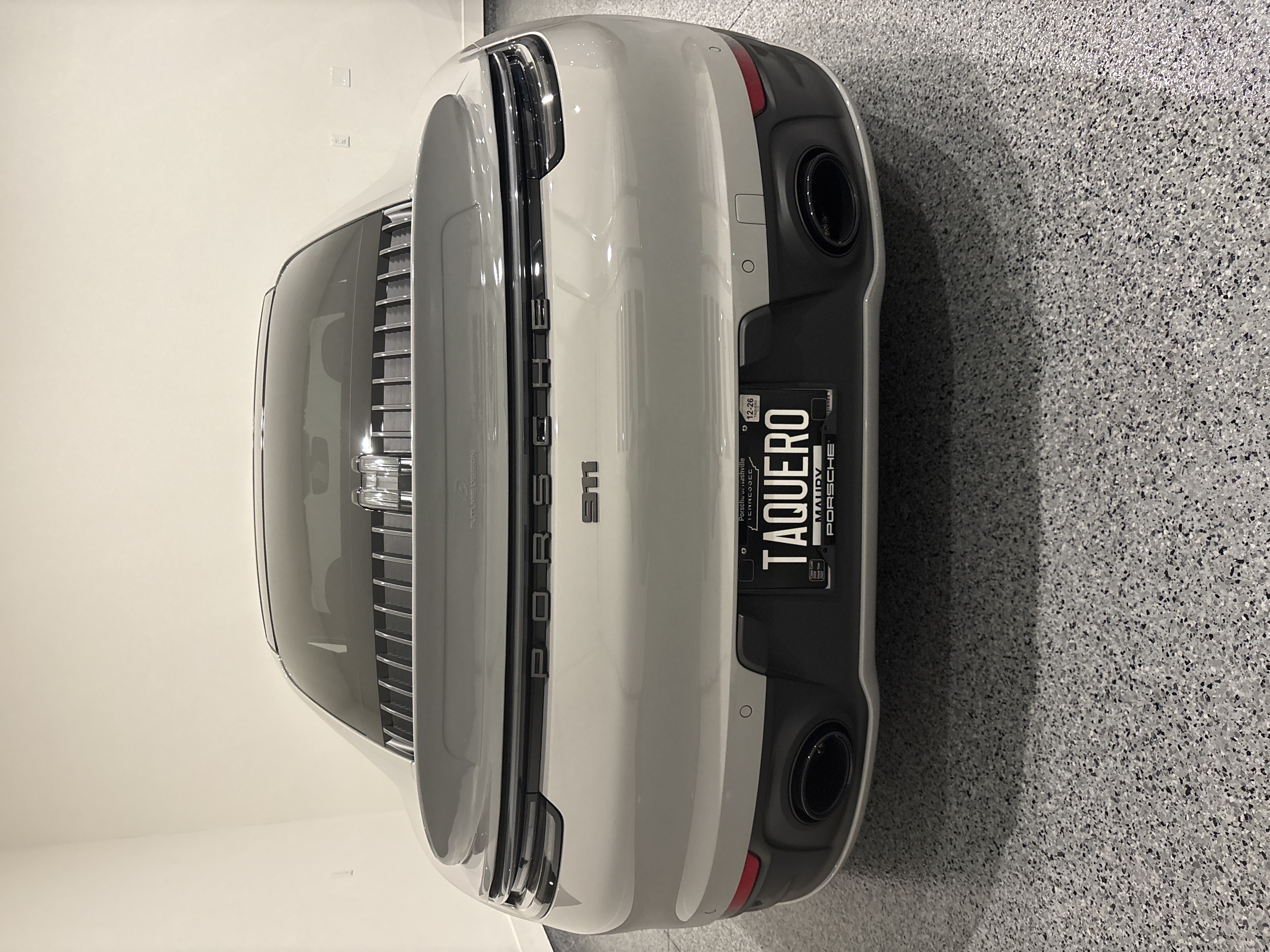 Used 2024 Porsche 911 Carrera T RWD image 4