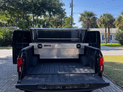 Used 2018 Ford F150 Platinum w/ Equipment Group 701A Luxury AWD/4WD image 12